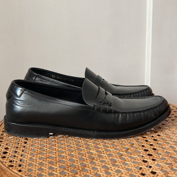 Saint Laurent Le Loafer - Picture 7 of 13